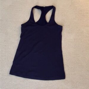 Lululemon tank top.